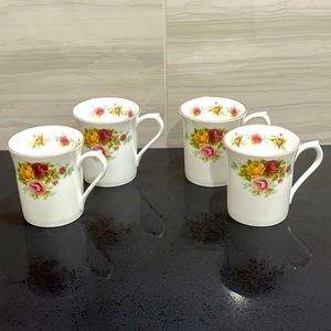 Vintage Royal Heritage Cabbage Rose Mugs Set Of 4 Made In England